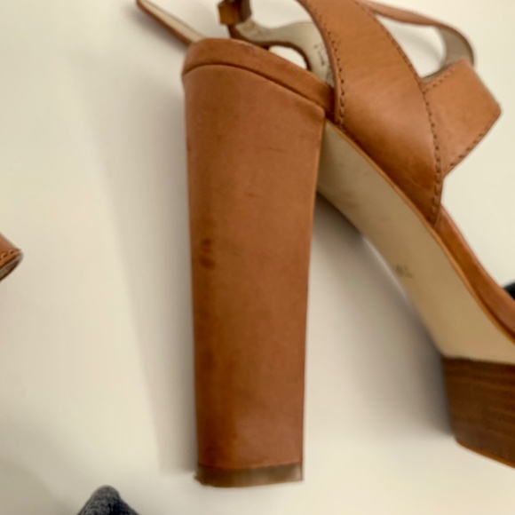 Michael Kors Summer Heels *Buckle Missing - Picture 15 of 16